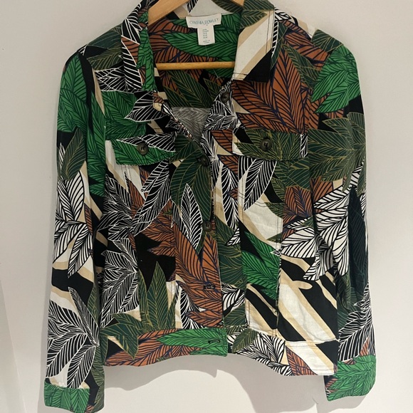Cynthia Rowley Jackets & Blazers - Cynthia Rowley Medium button down jacket jungle print